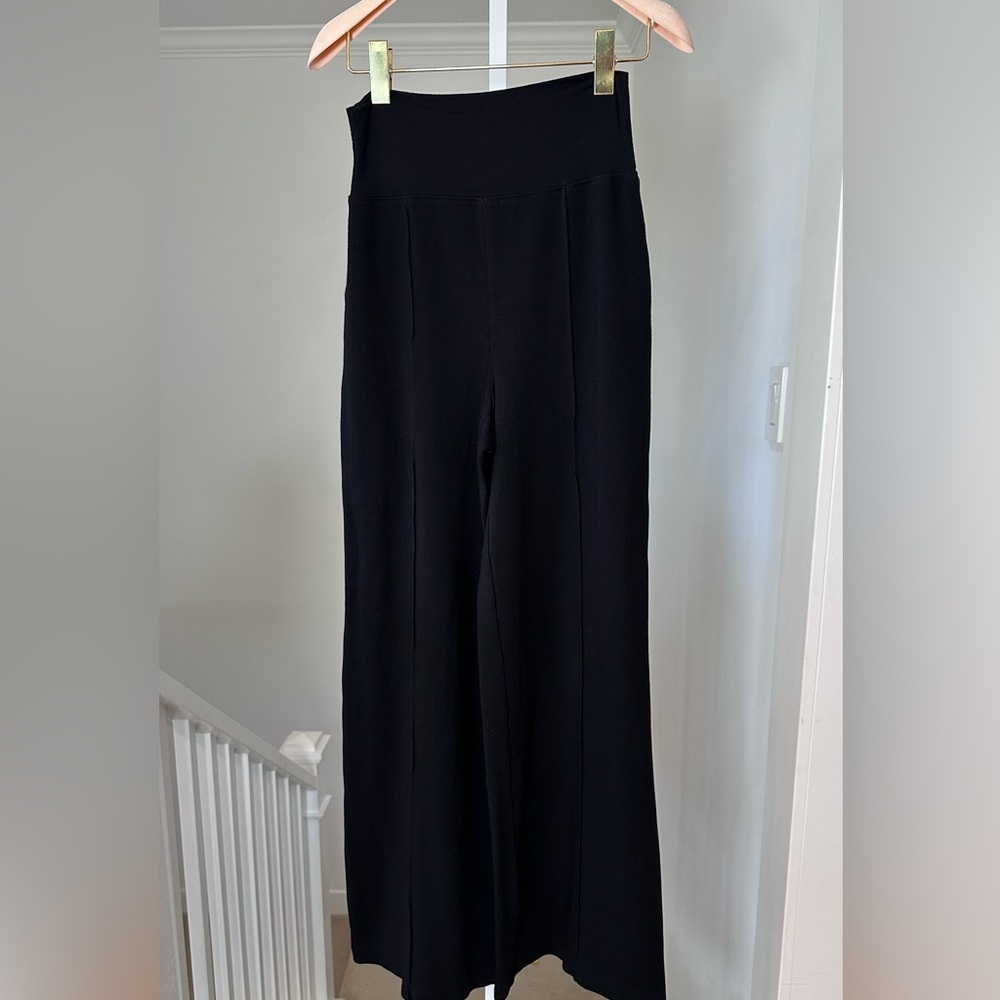 BAILEY 44 Boardroom Pintuck Pull On Wide Leg Trouser Lounge Pants Med. Like New - Picture 4 of 10